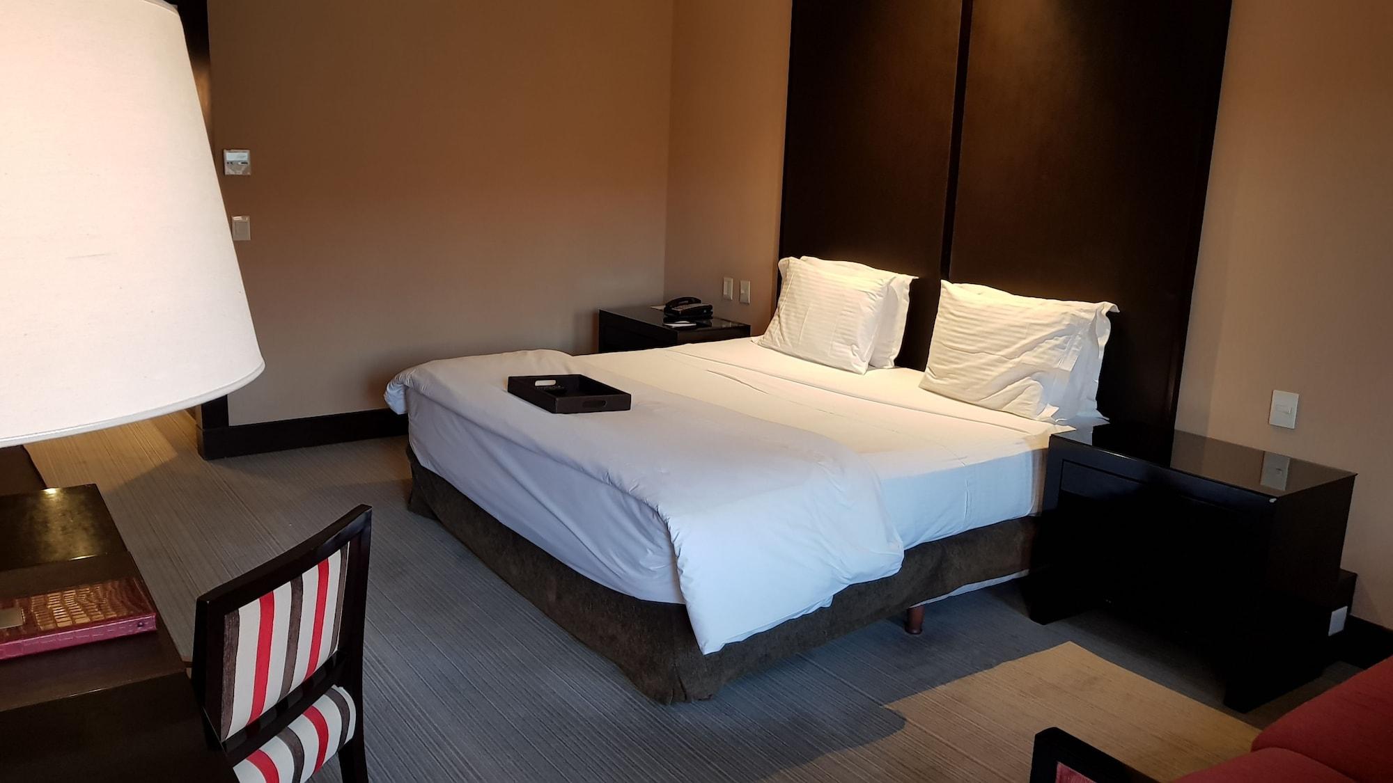 Hotel Casino Magic เนวเก็น ภายนอก รูปภาพ