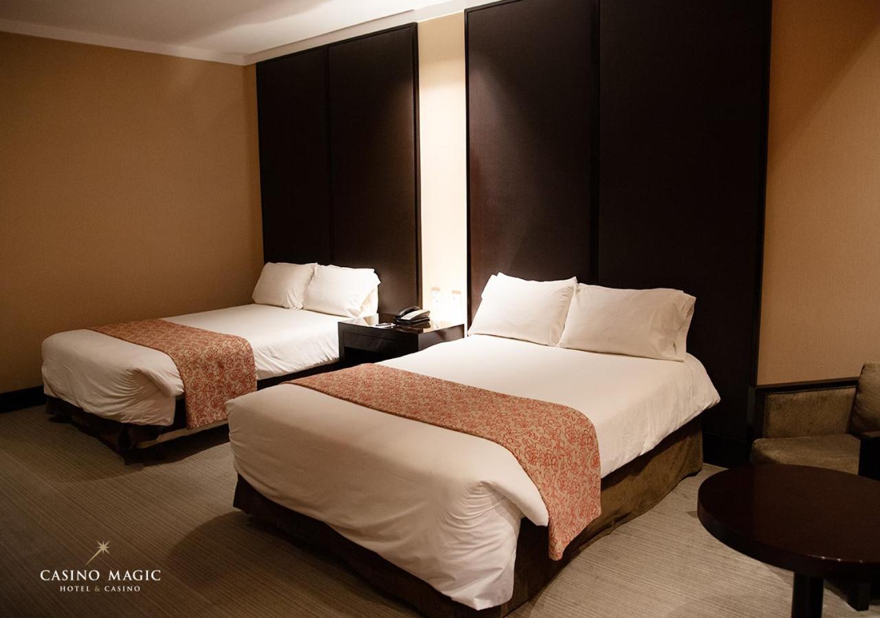 Hotel Casino Magic เนวเก็น ภายนอก รูปภาพ